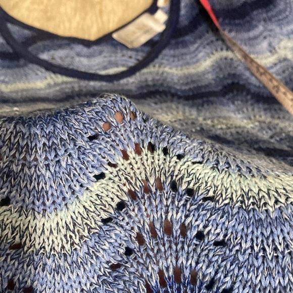 Dana Buchman loose knit v neck sweater size L - Picture 7 of 7